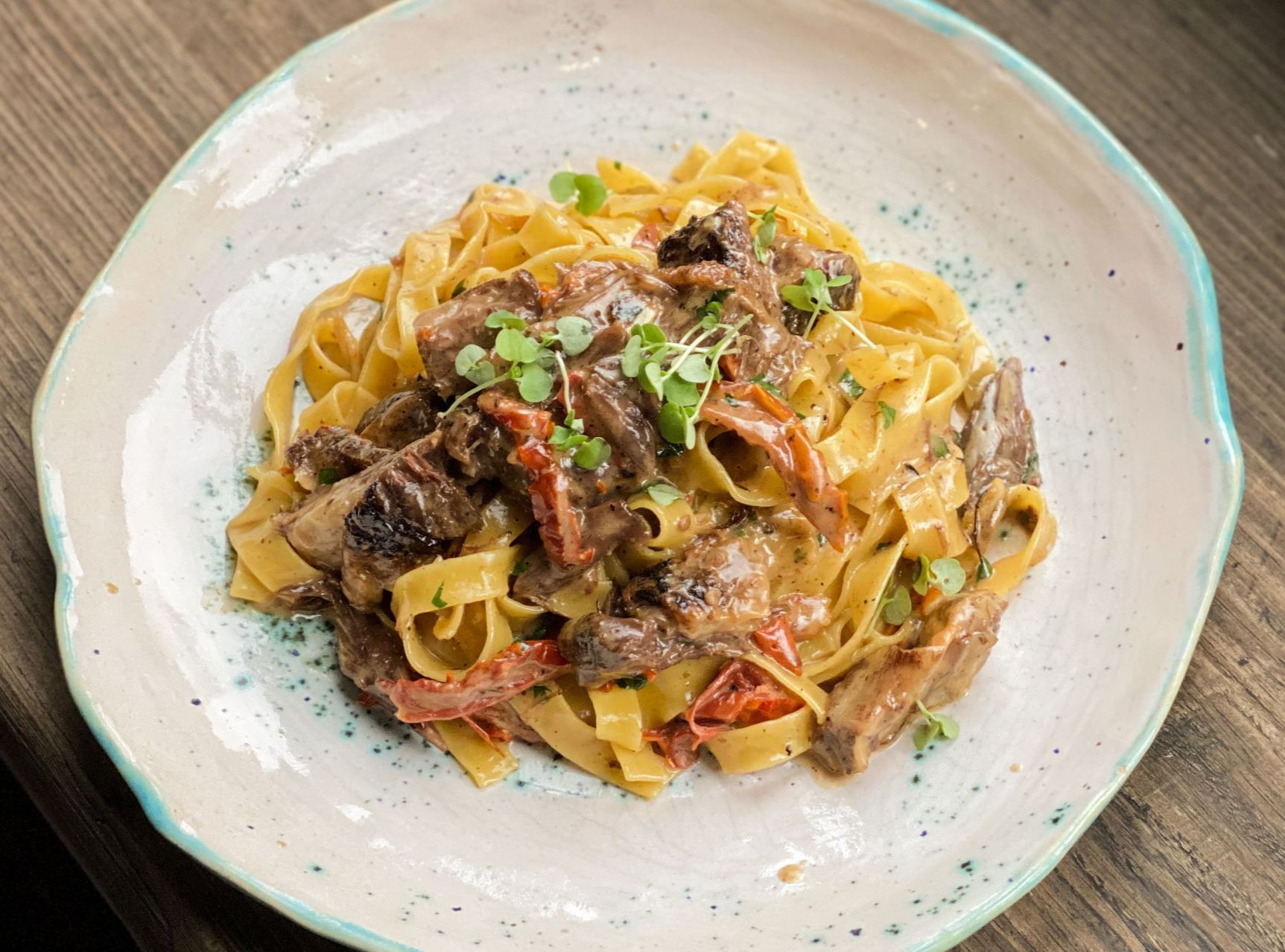 Fettuccine with stewed marbled beef -